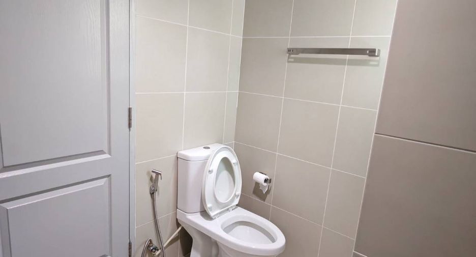 For rent 4 bedrooms house in Bang Khen, Bangkok