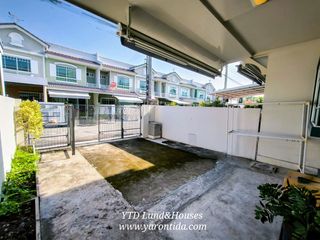 For rent 2 bedrooms townhouse in Bang Phli, Samut Prakan
