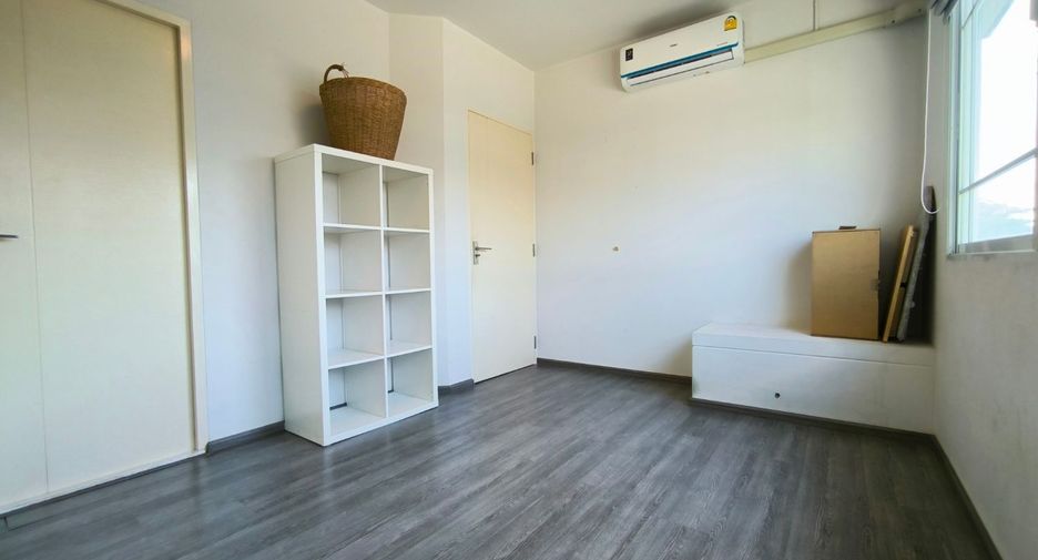 For rent 2 bedrooms townhouse in Bang Phli, Samut Prakan