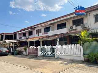 For sale 4 bedrooms townhouse in Lat Phrao, Bangkok
