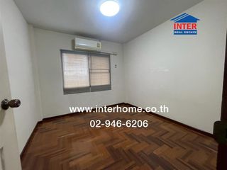 For sale 4 bedrooms townhouse in Lat Phrao, Bangkok