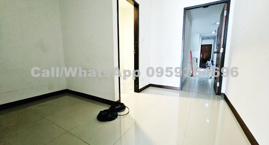 Apartamento en alquiler de 3 habitaciones en Khlong Toei, Bangkok