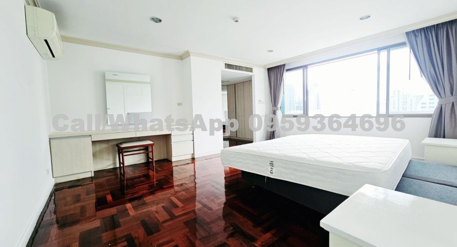Apartamento en alquiler de 3 habitaciones en Khlong Toei, Bangkok