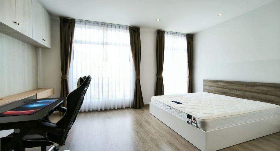 Reihenhaus zur Miete und zum Kauf mit 2 Zimmer in Prawet, Bangkok