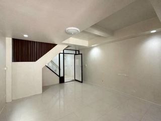 Casa adosada en venta de 2 habitaciones en Kathu, Phuket