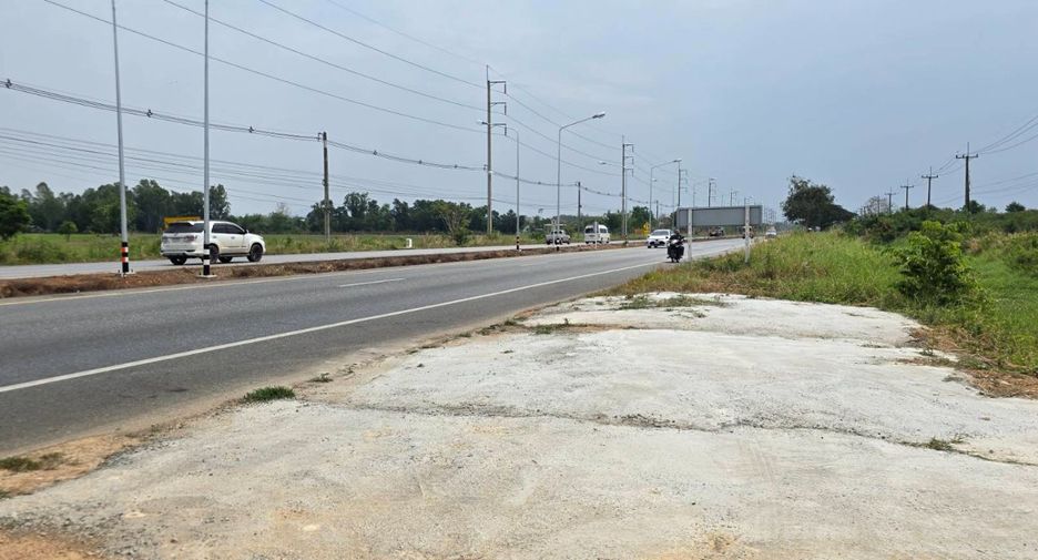 Grundstück zum Kauf in Mueang Uttaradit, Uttaradit
