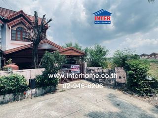出售 2 卧室 联排别墅 在 Khlong Sam Wa, 曼谷