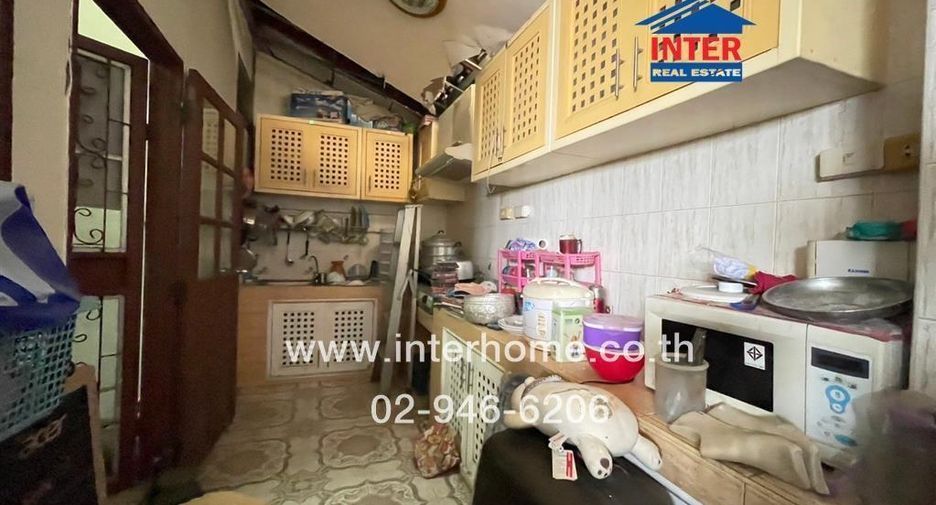 Casa adosada en venta de 2 habitaciones en Khlong Sam Wa, Bangkok