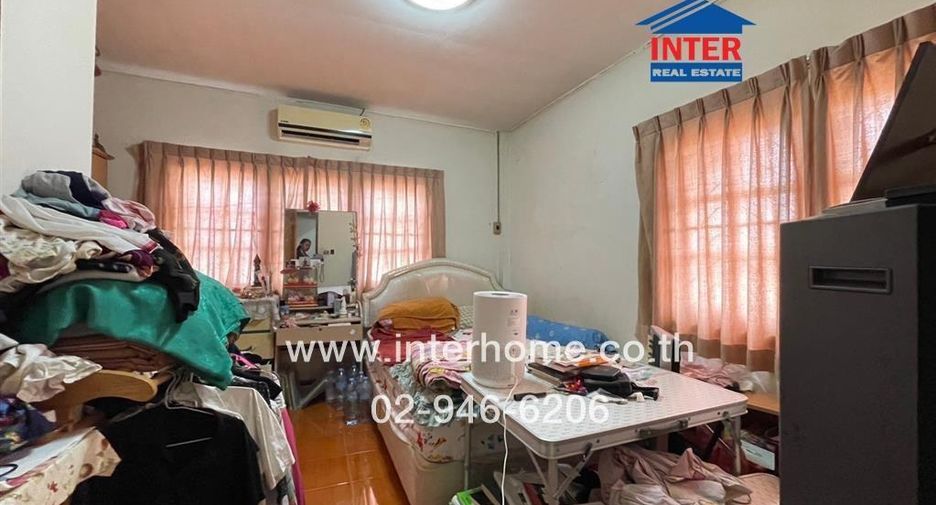 Casa adosada en venta de 2 habitaciones en Khlong Sam Wa, Bangkok