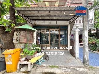 For sale 2 ベッドルーム townhouse in Saphan Sung, Bangkok