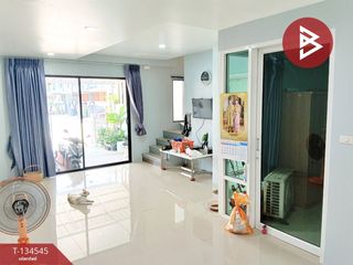 出售 4 卧室 联排别墅 在 Sam Phran, Nakhon Pathom