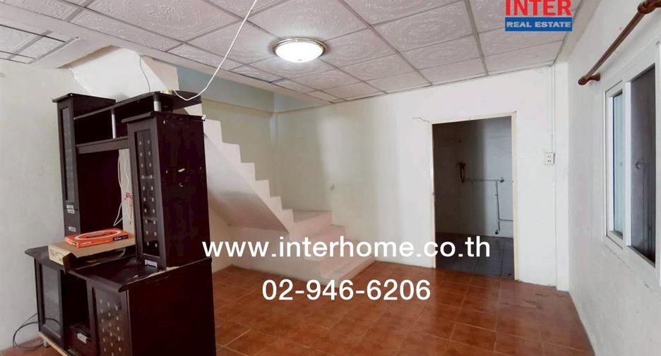 Casa adosada en venta de 2 habitaciones en Khlong Luang, Pathum Thani