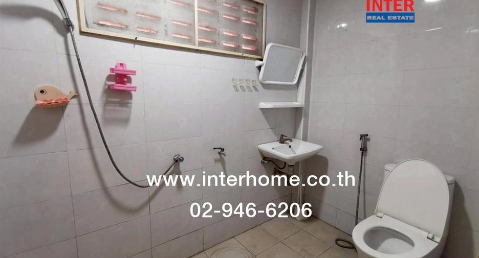 Casa adosada en venta de 2 habitaciones en Khlong Luang, Pathum Thani