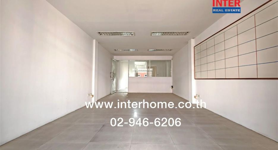For sale 4 bedrooms retail Space in Bang Bon, Bangkok