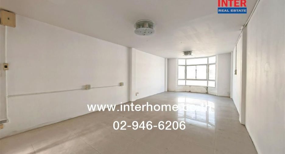 For sale 4 bedrooms retail Space in Bang Bon, Bangkok