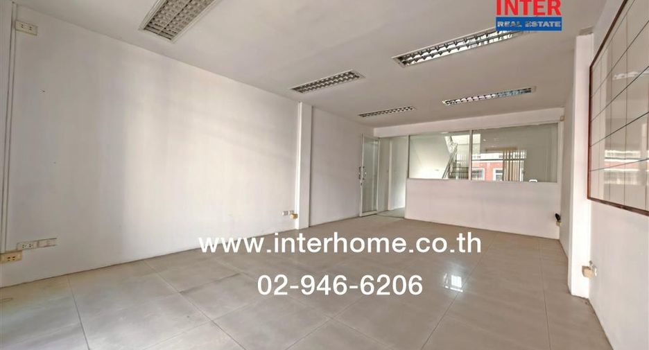 For sale 4 bedrooms retail Space in Bang Bon, Bangkok