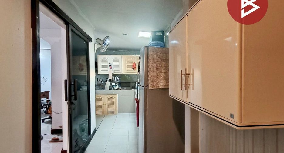 For sale 2 bedrooms townhouse in Bang Phli, Samut Prakan