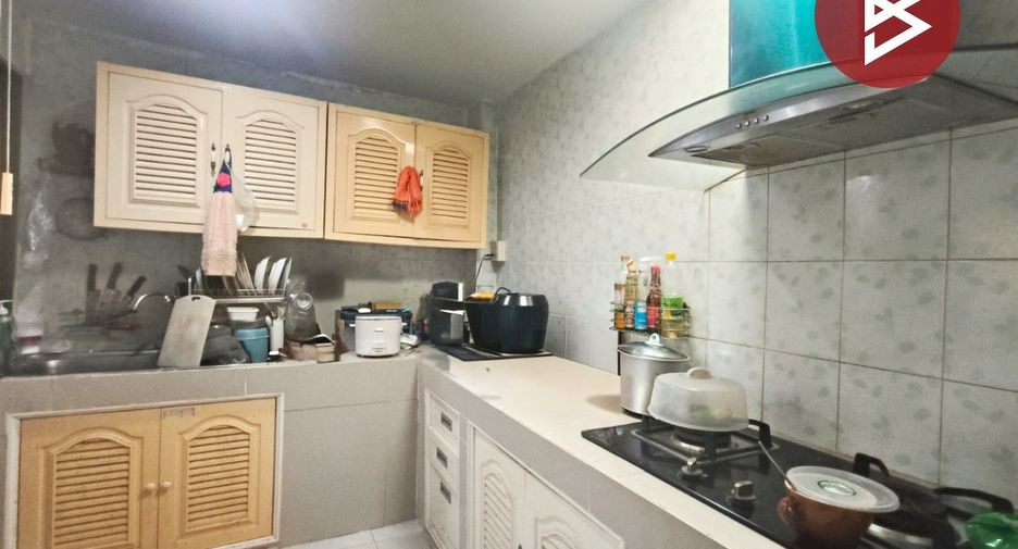 For sale 2 bedrooms townhouse in Bang Phli, Samut Prakan