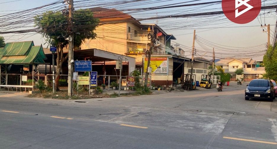 出售 8 卧室 商业空间 在 Pak Kret, Nonthaburi