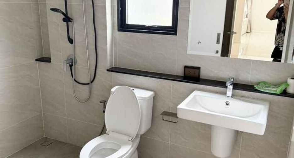 For rent 4 bedrooms house in Bang Phli, Samut Prakan