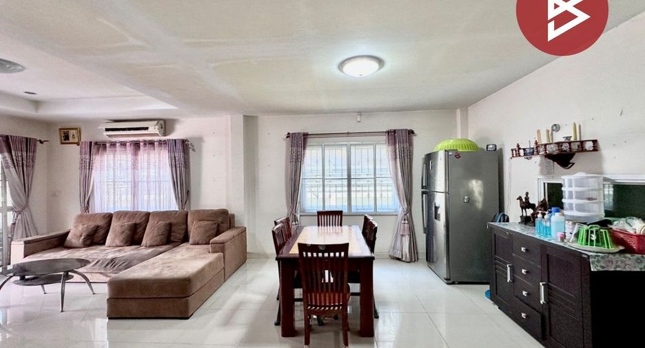 For sale 4 bedrooms house in Mueang Chon Buri, Chonburi