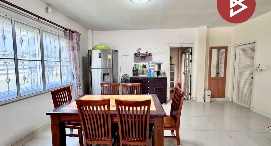 For sale 4 bedrooms house in Mueang Chon Buri, Chonburi