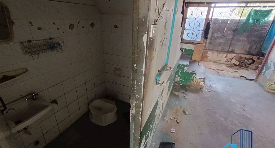 Продажа 3 спальни торговое помещение в Khlong Luang, Патумтани