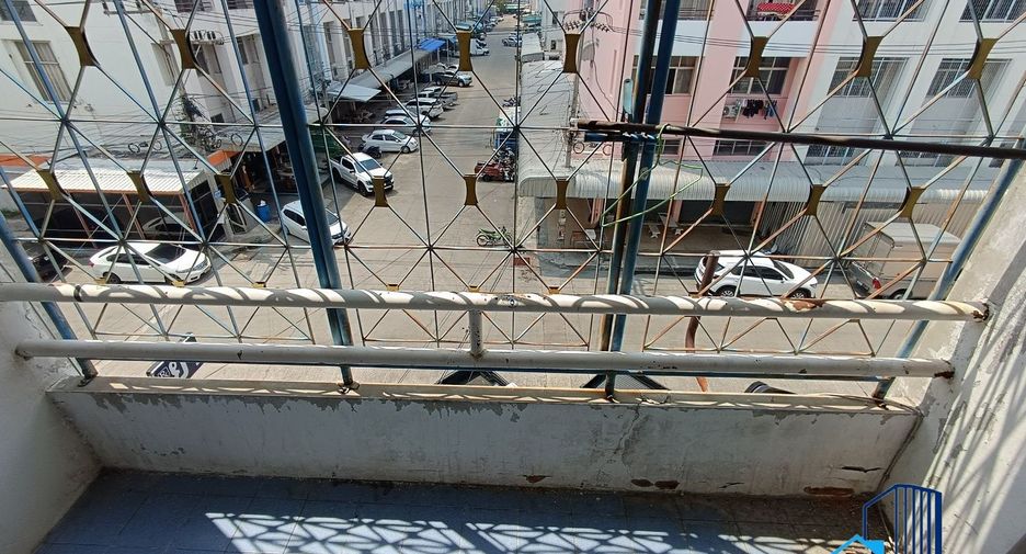 Продажа 3 спальни торговое помещение в Khlong Luang, Патумтани