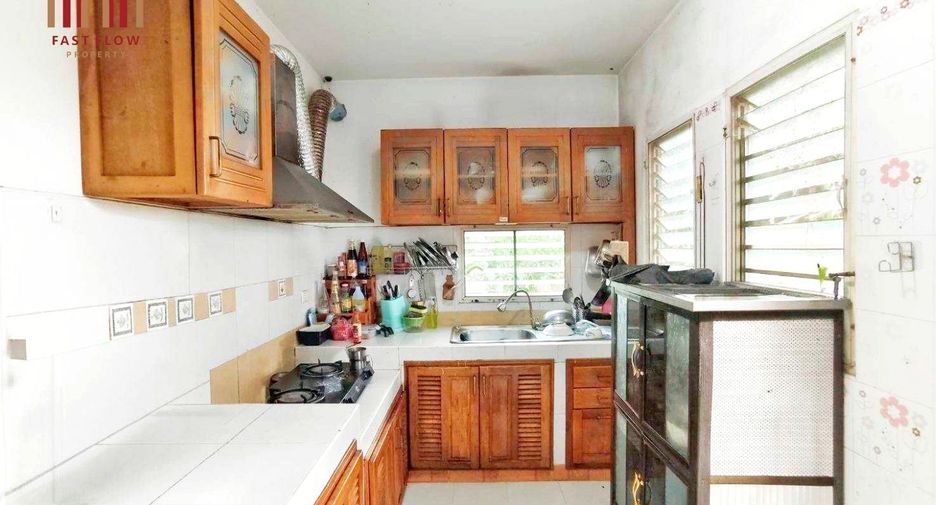 Haus zum Kauf mit 3 Zimmer in Lam Luk Ka, Pathum Thani