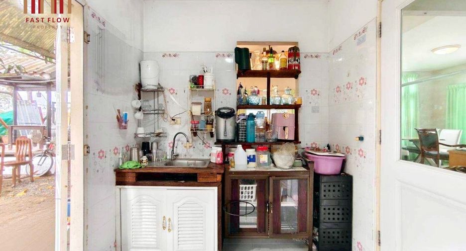 Haus zum Kauf mit 3 Zimmer in Lam Luk Ka, Pathum Thani