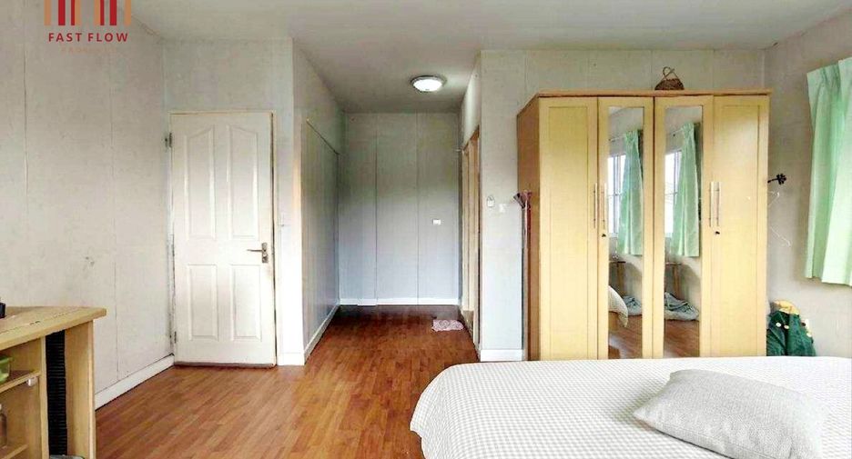Haus zum Kauf mit 3 Zimmer in Lam Luk Ka, Pathum Thani