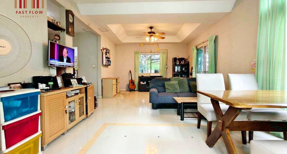 Haus zum Kauf mit 3 Zimmer in Lam Luk Ka, Pathum Thani