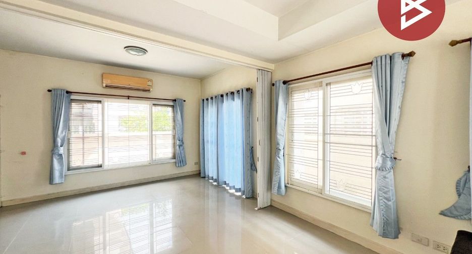Haus zum Kauf mit 3 Zimmer in Pak Kret, Nonthaburi
