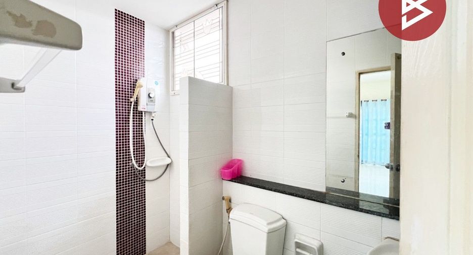 Haus zum Kauf mit 3 Zimmer in Pak Kret, Nonthaburi