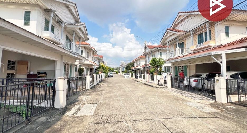 Haus zum Kauf mit 3 Zimmer in Pak Kret, Nonthaburi
