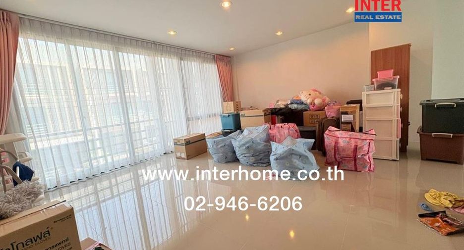 Reihenhaus zur Miete und zum Kauf mit 3 Zimmer in Lat Krabang, Bangkok