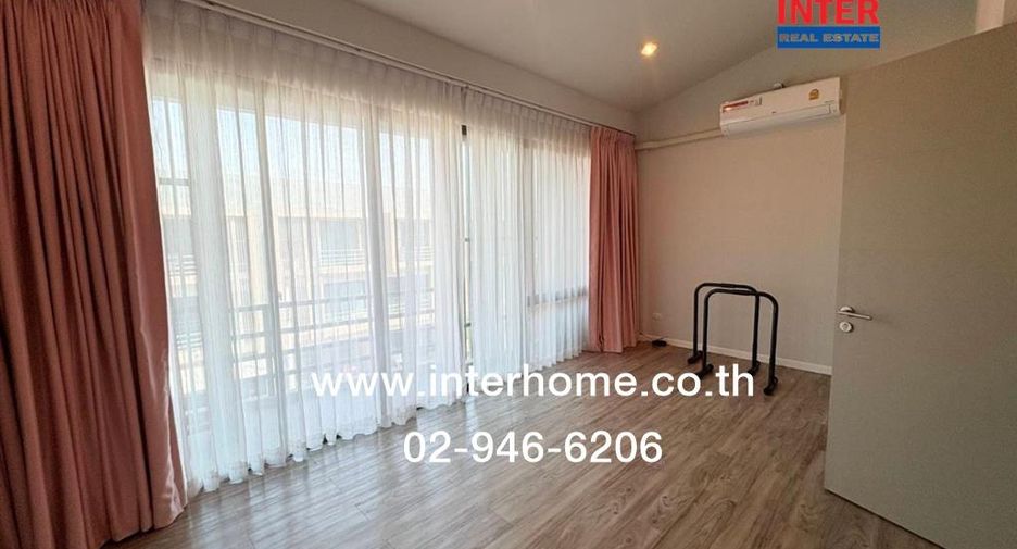 Reihenhaus zur Miete und zum Kauf mit 3 Zimmer in Lat Krabang, Bangkok