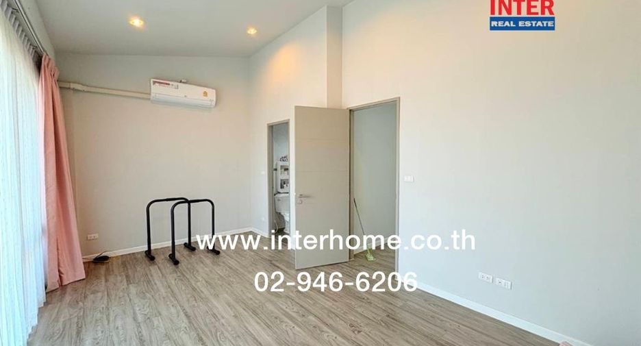 Reihenhaus zur Miete und zum Kauf mit 3 Zimmer in Lat Krabang, Bangkok