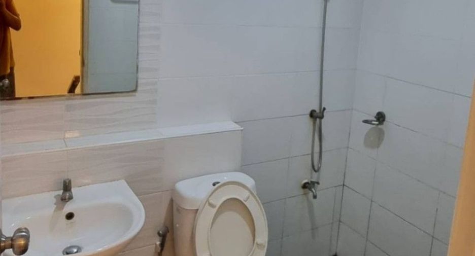 For sale 2 bedrooms townhouse in Bang Pakong, Chachoengsao