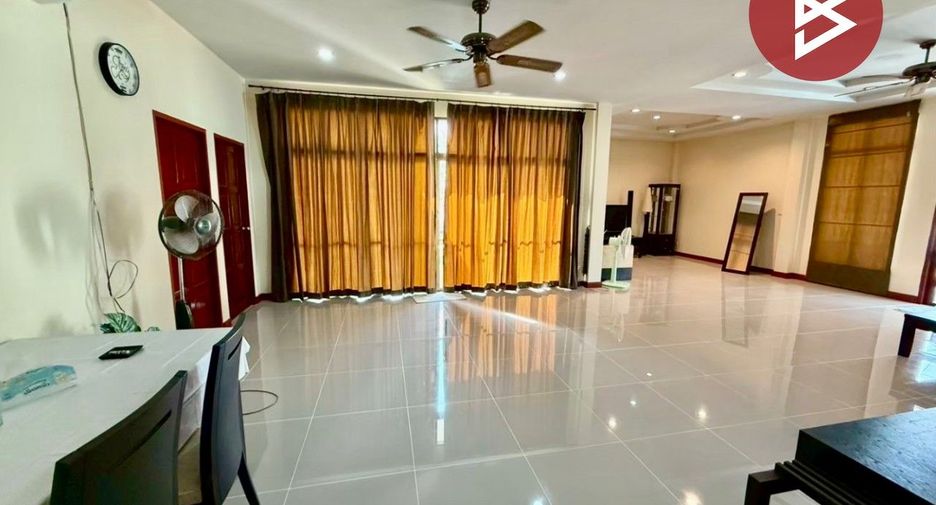 Haus zum Kauf mit 3 Zimmer in Cha Am, Phetchaburi