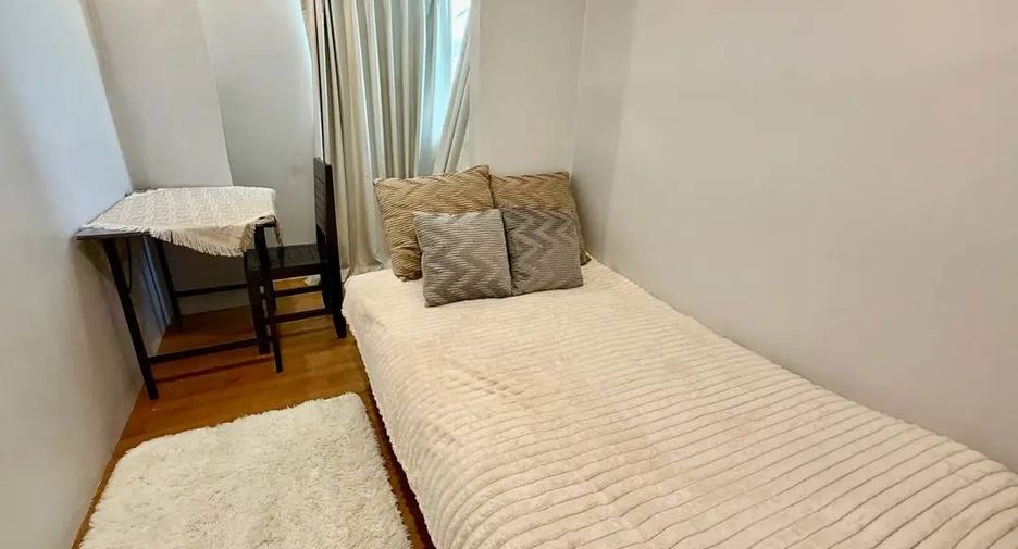 For rent 2 bedrooms villa in Mueang Phuket, Phuket