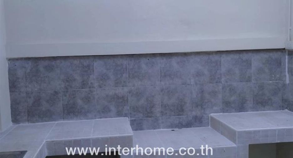 Reihenhaus zum Kauf mit 3 Zimmer in Taling Chan, Bangkok