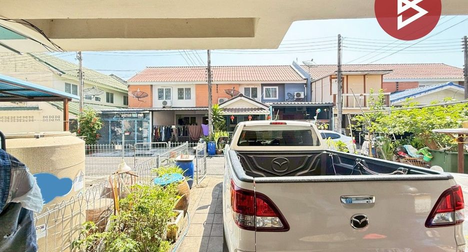For sale 2 bedrooms townhouse in Lam Luk Ka, Pathum Thani