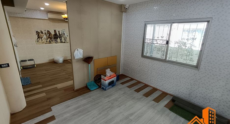 For sale 4 bedrooms house in Bang Phli, Samut Prakan