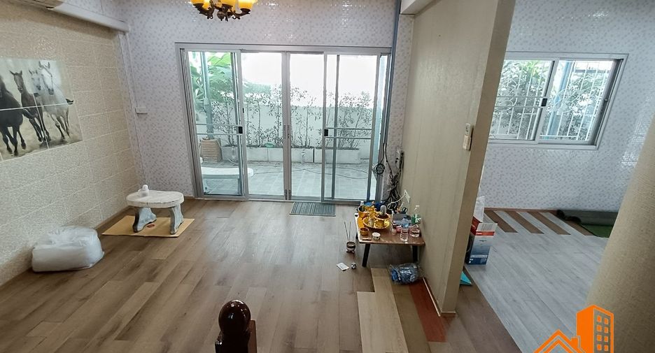 For sale 4 bedrooms house in Bang Phli, Samut Prakan