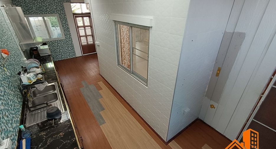 For sale 4 bedrooms house in Bang Phli, Samut Prakan