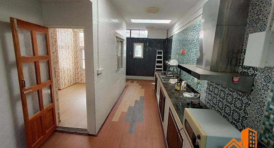 For sale 4 bedrooms house in Bang Phli, Samut Prakan