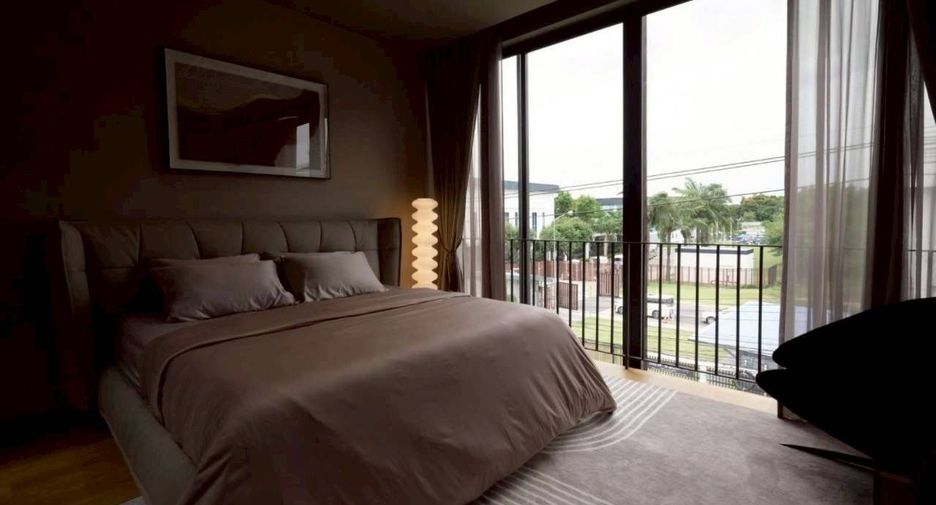 Haus zur Miete und zum Kauf mit 4 Zimmer in Don Mueang, Bangkok