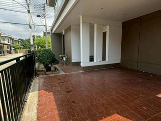 For rent and for sale 4 bedrooms house in Bang Lamung, Chonburi