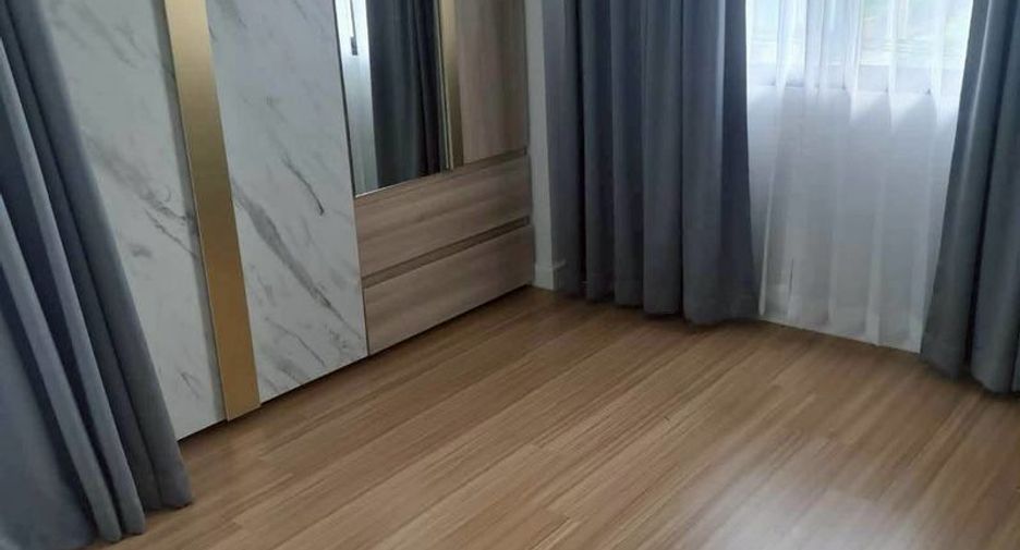 Аренда и продажа 4 спальни дом в Банг Ламунг, Чонбури